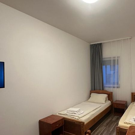 Schoene Hostel Mit Eigene Parking Netflix Youtube Nürnberg Exterior foto